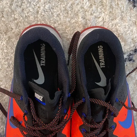 Nike men’s sneaker.  10.5 - Picture 3 of 7